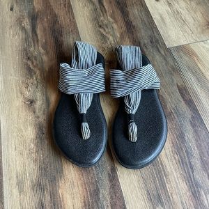 Sanuk sandals